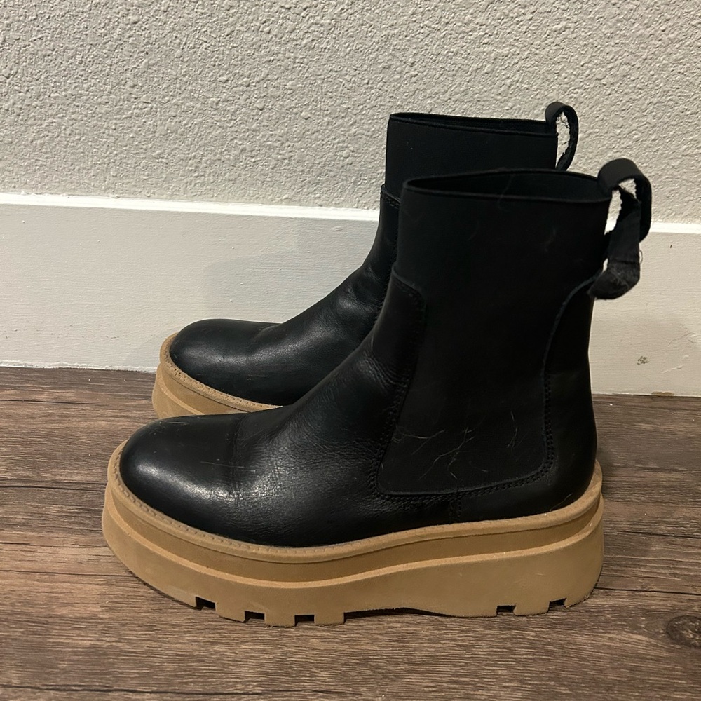 Women’s black Steve Madden boots